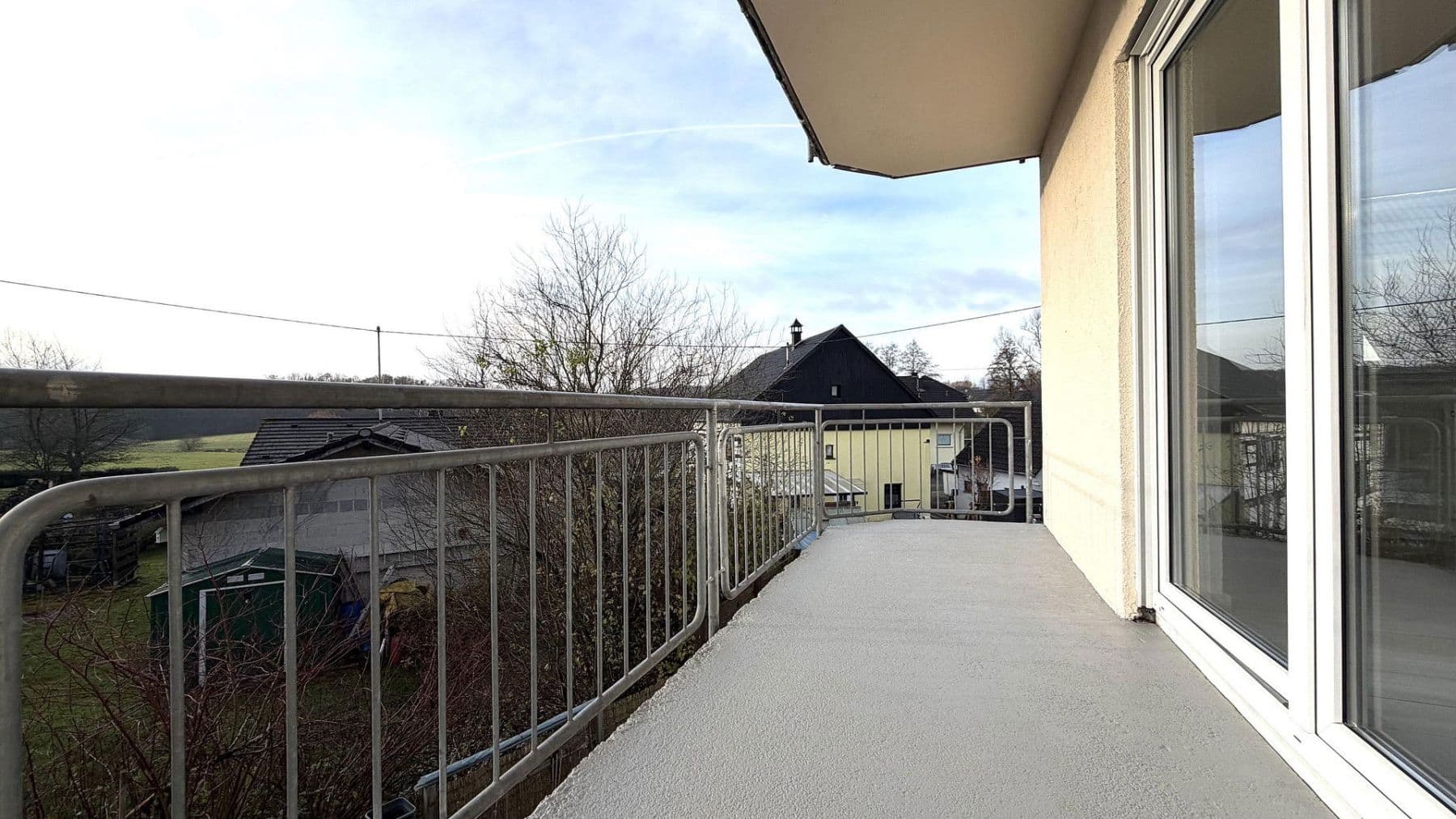 Pronájem bytu 3+1 95 m², Hauptstr. 22, Goddert, Porýní-Falc Pronájem bytu 3+1 95 m², Hauptstr. 22, Goddert, Porýní-Falc