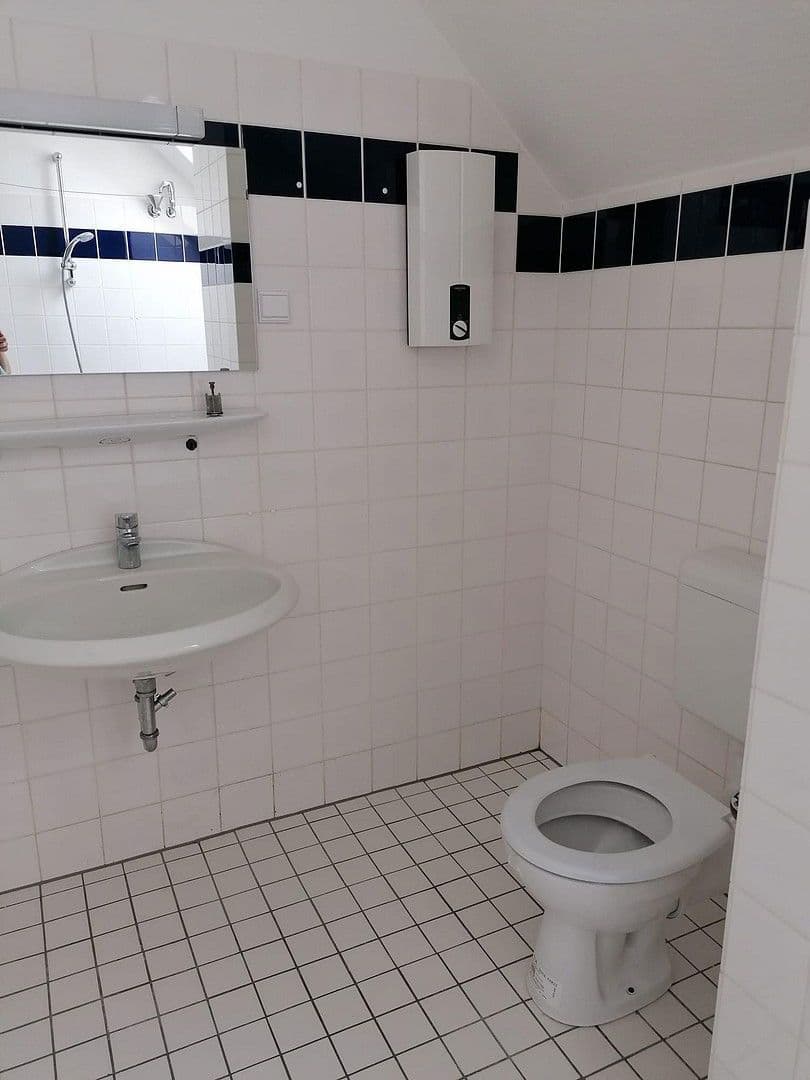 Pronájem bytu 3+1 93 m², Essen, Severní Porýní-Vestfálsko Pronájem bytu 3+1 93 m², Essen, Severní Porýní-Vestfálsko