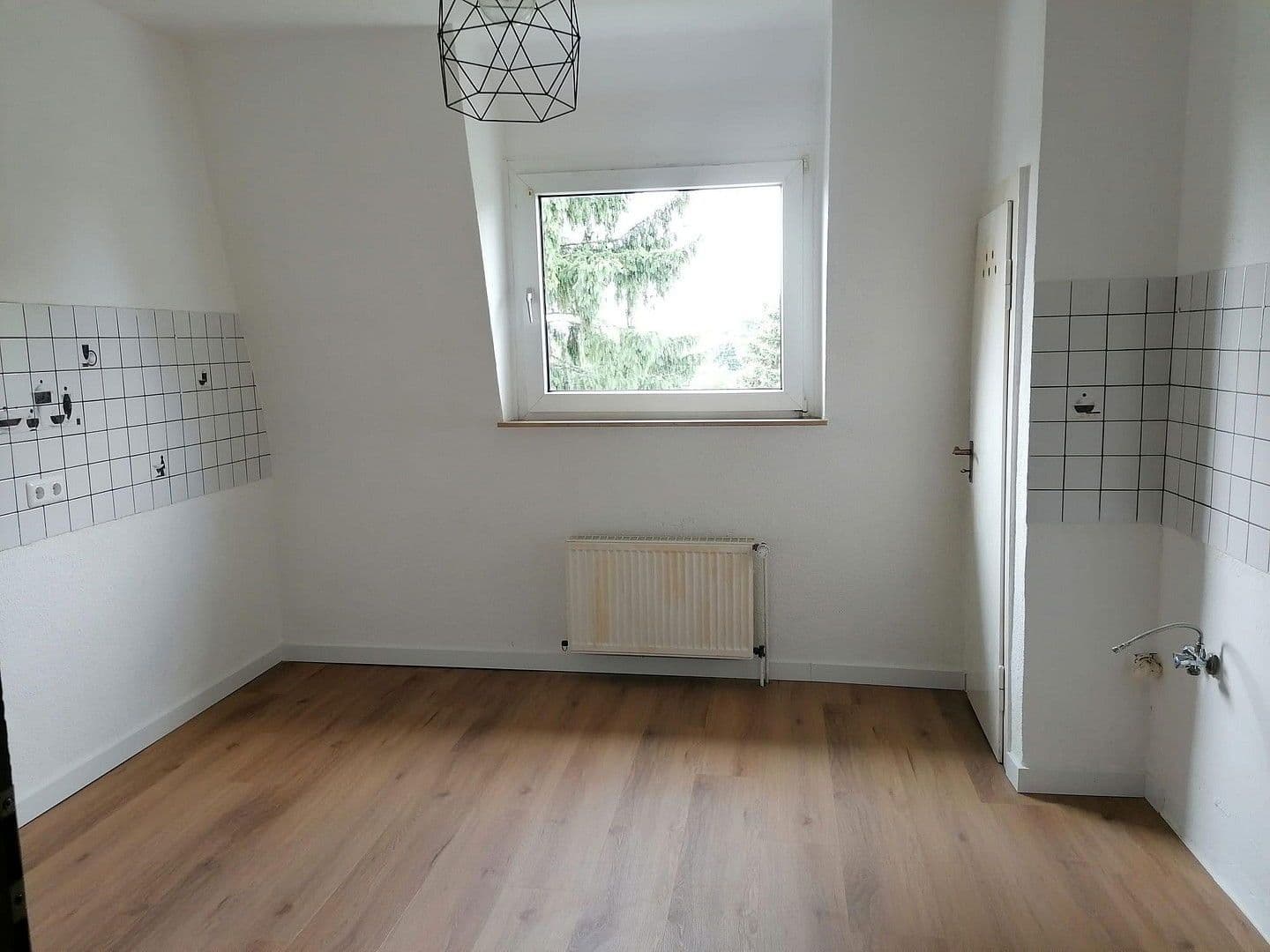 Pronájem bytu 3+1 93 m², Essen, Severní Porýní-Vestfálsko Pronájem bytu 3+1 93 m², Essen, Severní Porýní-Vestfálsko