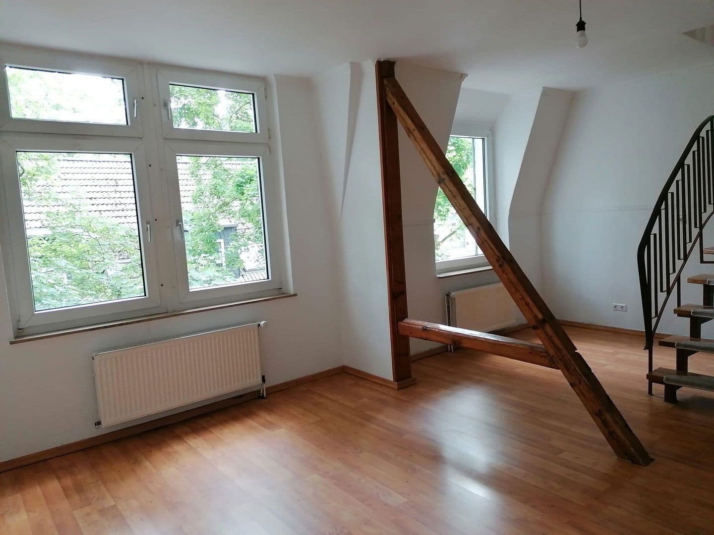 Pronájem bytu 3+1 93 m², Essen, Severní Porýní-Vestfálsko Pronájem bytu 3+1 93 m², Essen, Severní Porýní-Vestfálsko