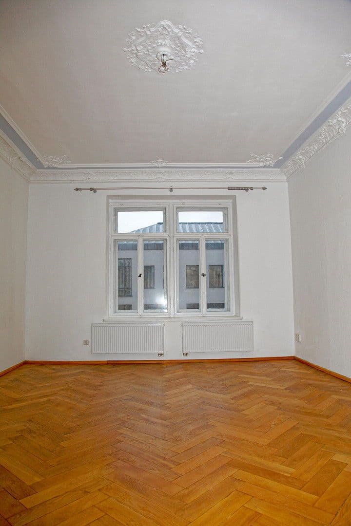 Pronájem bytu 3+1 136 m², Oststraße 17, Kamenec, Sasko Pronájem bytu 3+1 136 m², Oststraße 17, Kamenec, Sasko