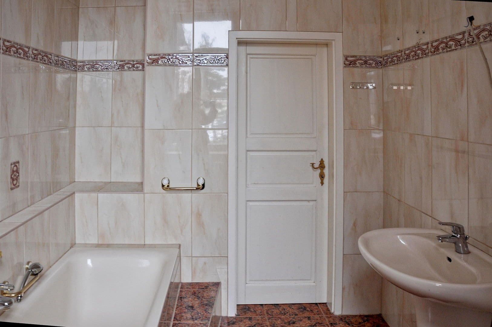 Pronájem bytu 3+1 136 m², Oststraße 17, Kamenec, Sasko Pronájem bytu 3+1 136 m², Oststraße 17, Kamenec, Sasko