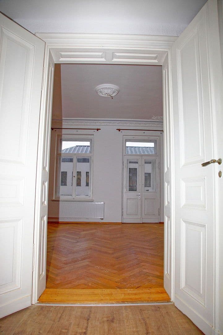 Pronájem bytu 3+1 136 m², Oststraße 17, Kamenec, Sasko Pronájem bytu 3+1 136 m², Oststraße 17, Kamenec, Sasko