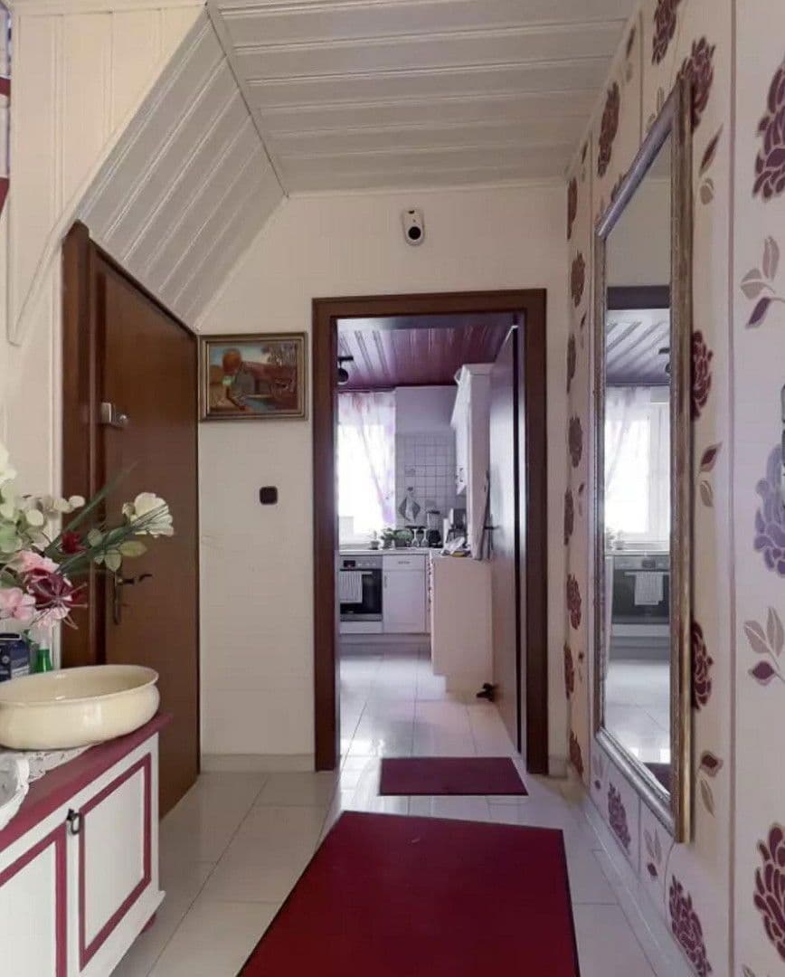 Prodej domu 95 m², pozemek 352 m², Remscheid, Severní Porýní-Vestfálsko Prodej domu 95 m², pozemek 352 m², Remscheid, Severní Porýní-Vestfálsko