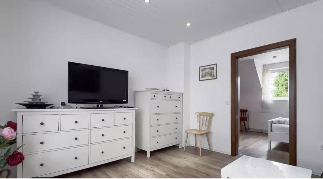 Prodej domu 95 m², pozemek 352 m², Remscheid, Severní Porýní-Vestfálsko Prodej domu 95 m², pozemek 352 m², Remscheid, Severní Porýní-Vestfálsko