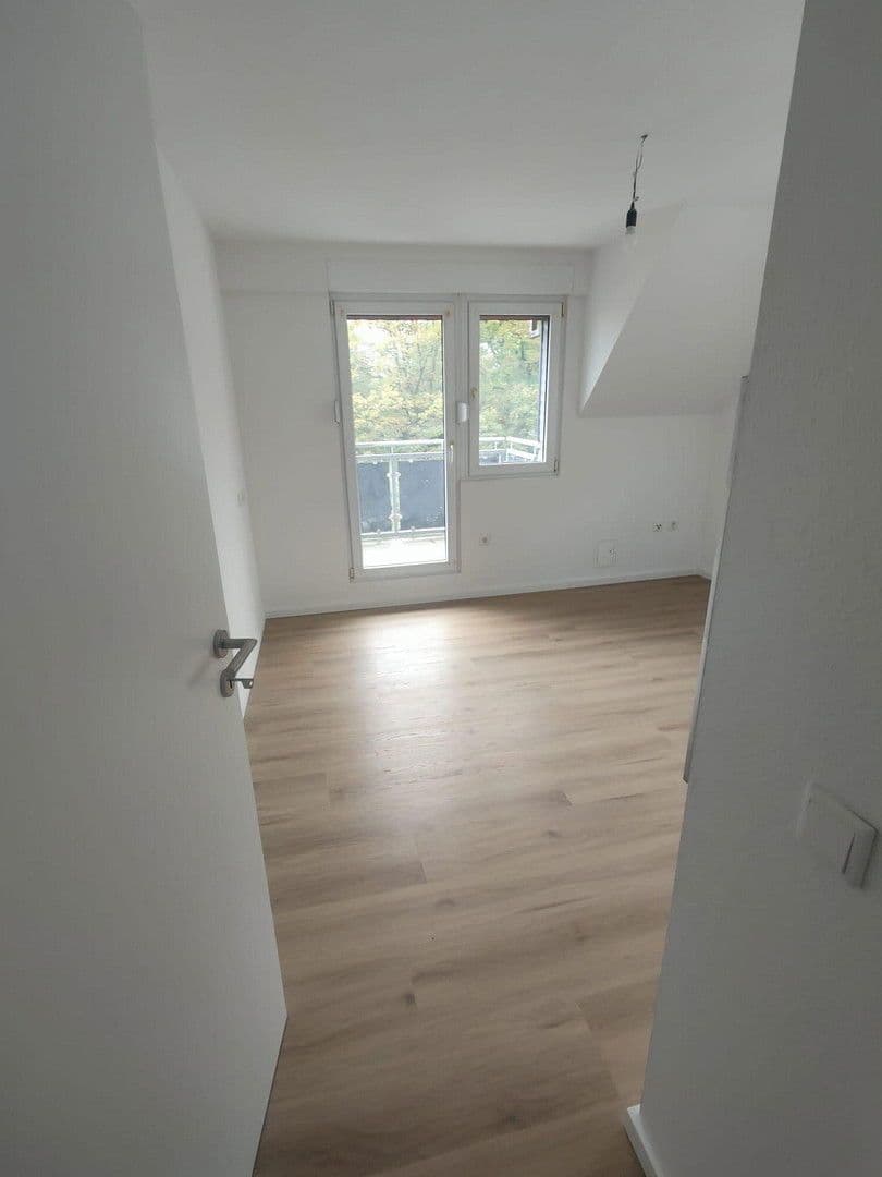 Pronájem bytu 2+kk 55 m², Schellenbecker Strasse 7, Wuppertal, Severní Porýní-Vestfálsko Pronájem bytu 2+kk 55 m², Schellenbecker Strasse 7, Wuppertal, Severní Porýní-Vestfálsko