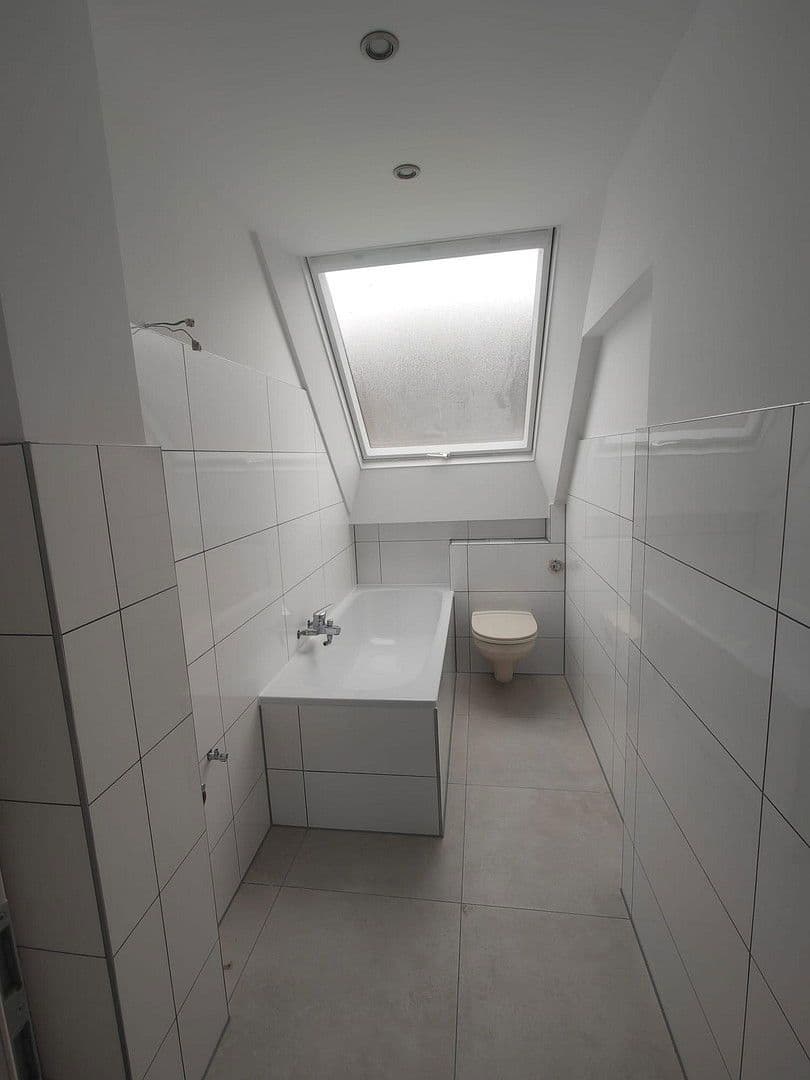 Pronájem bytu 2+kk 55 m², Schellenbecker Strasse 7, Wuppertal, Severní Porýní-Vestfálsko Pronájem bytu 2+kk 55 m², Schellenbecker Strasse 7, Wuppertal, Severní Porýní-Vestfálsko