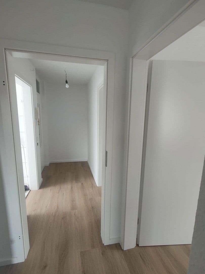 Pronájem bytu 2+kk 55 m², Schellenbecker Strasse 7, Wuppertal, Severní Porýní-Vestfálsko Pronájem bytu 2+kk 55 m², Schellenbecker Strasse 7, Wuppertal, Severní Porýní-Vestfálsko