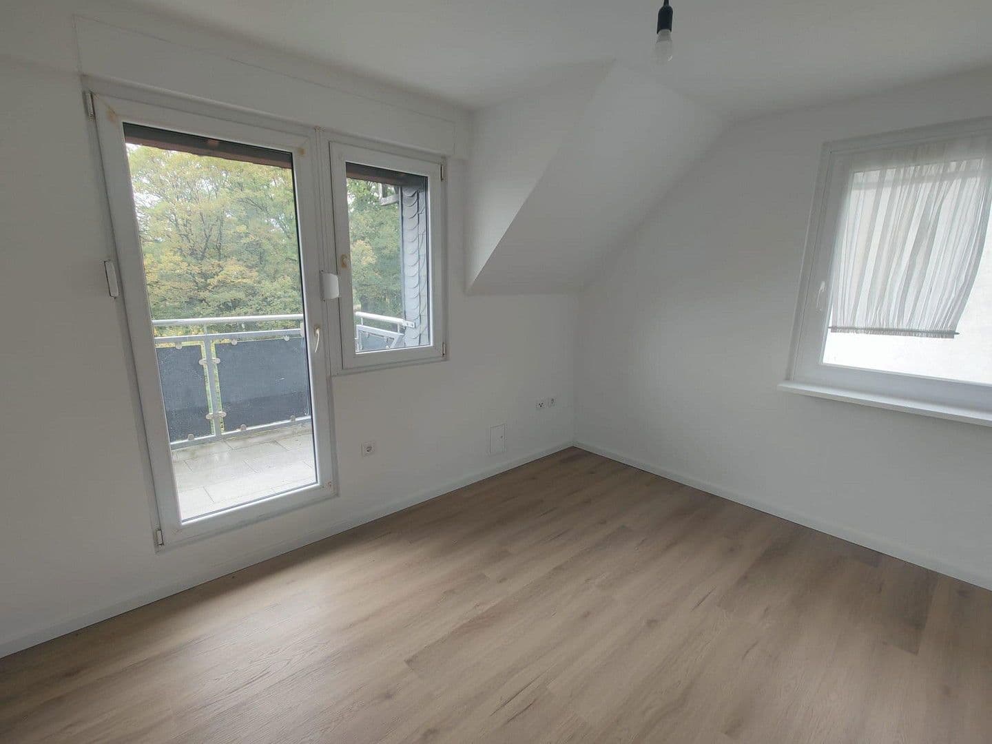 Pronájem bytu 2+kk 55 m², Schellenbecker Strasse 7, Wuppertal, Severní Porýní-Vestfálsko Pronájem bytu 2+kk 55 m², Schellenbecker Strasse 7, Wuppertal, Severní Porýní-Vestfálsko