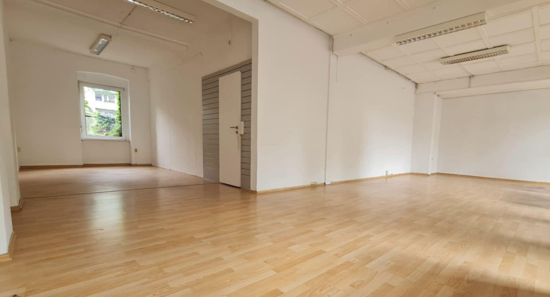 Pronájem nebytového prostoru 135 m², Erfurt, Durynsko Pronájem nebytového prostoru 135 m², Erfurt, Durynsko