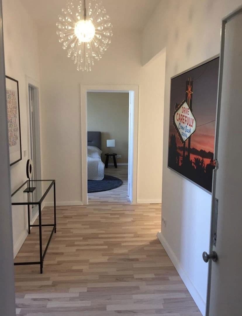 Pronájem bytu 2+1 65 m², Strausberger Platz 3, Berlin, Berlín Pronájem bytu 2+1 65 m², Strausberger Platz 3, Berlin, Berlín