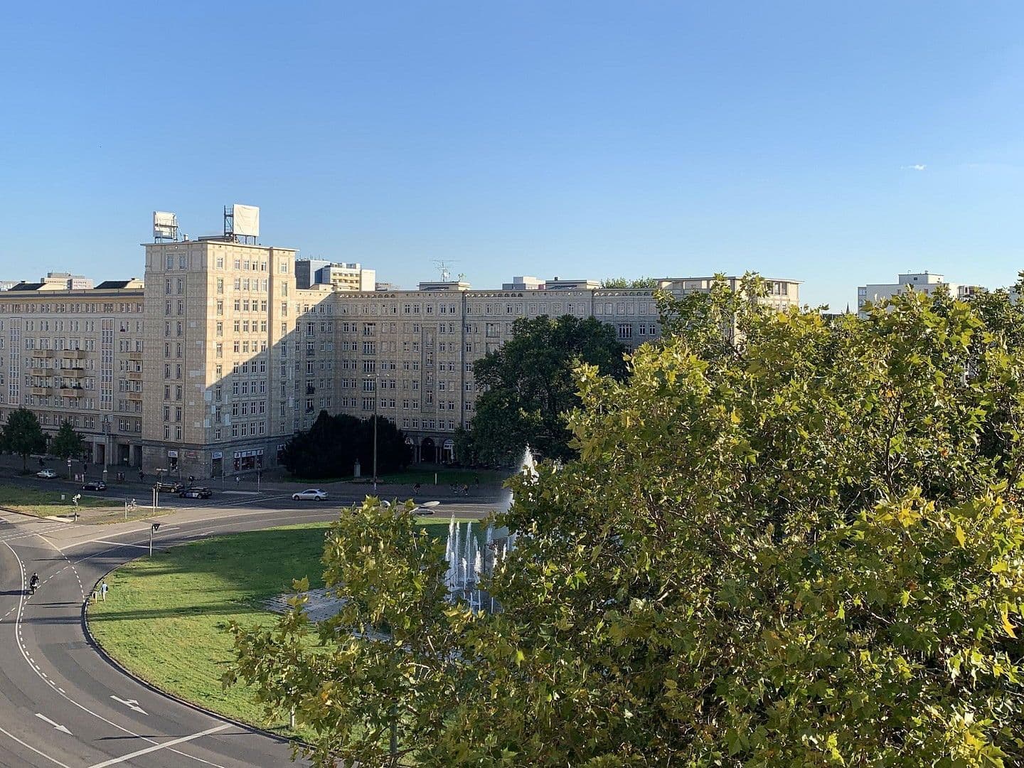 Pronájem bytu 2+1 65 m², Strausberger Platz 3, Berlin, Berlín Pronájem bytu 2+1 65 m², Strausberger Platz 3, Berlin, Berlín