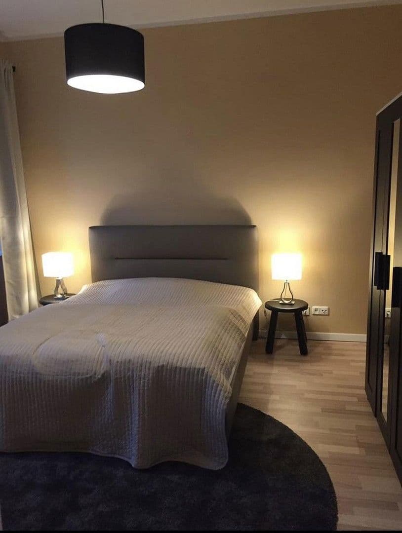 Pronájem bytu 2+1 65 m², Strausberger Platz 3, Berlin, Berlín Pronájem bytu 2+1 65 m², Strausberger Platz 3, Berlin, Berlín