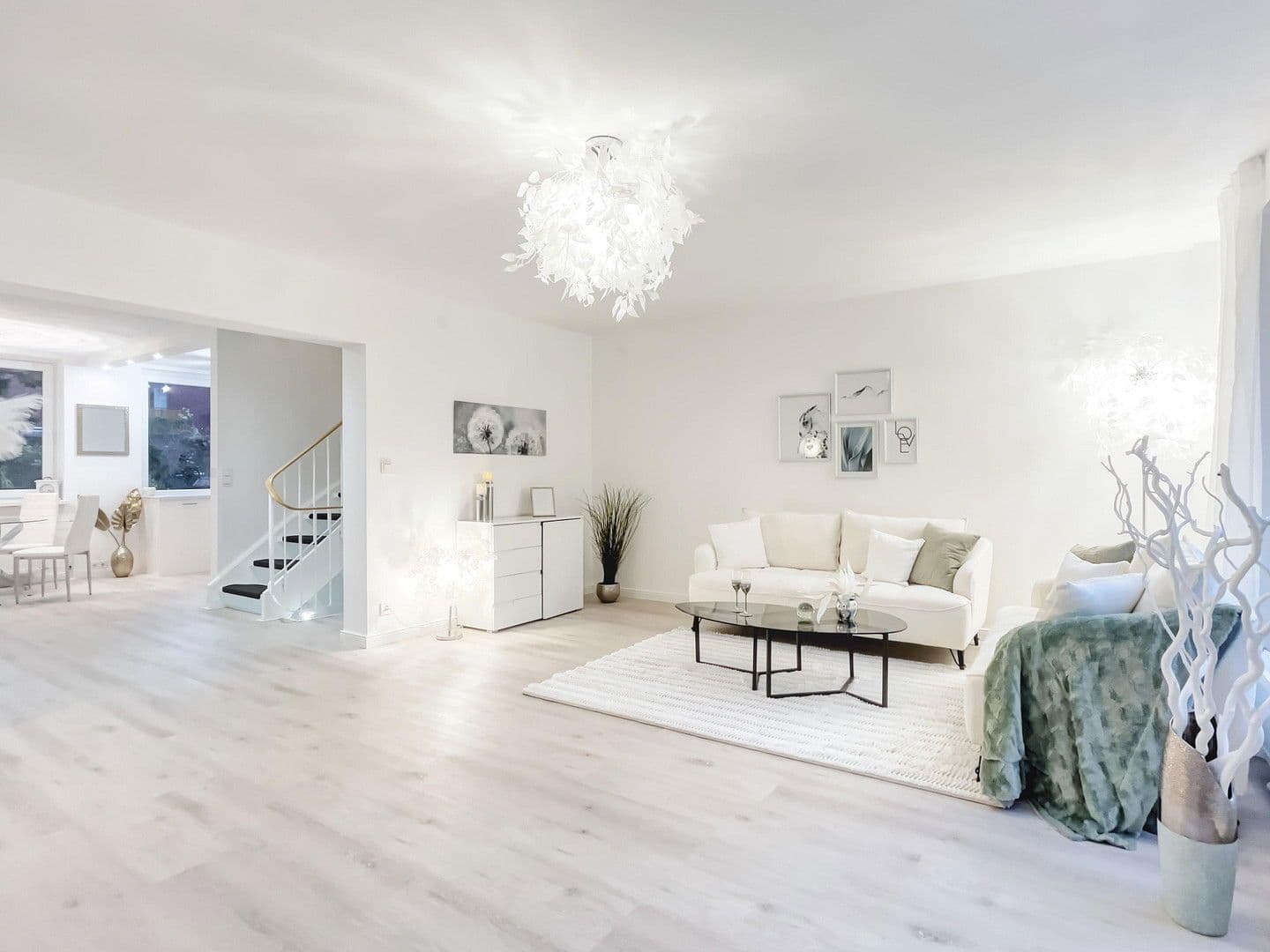 Prodej domu 116 m², pozemek 225 m², Hamburg, Hamburg Prodej domu 116 m², pozemek 225 m², Hamburg, Hamburg