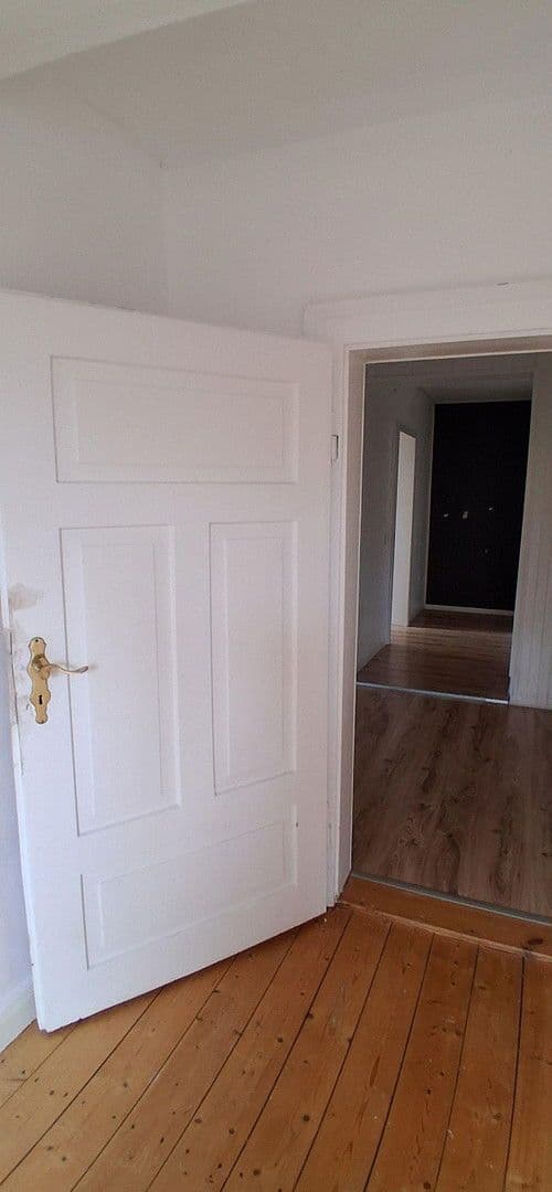 Prodej domu 180 m², pozemek 1.357 m², Okerstr. 84, Schwülper, Dolní Sasko Prodej domu 180 m², pozemek 1.357 m², Okerstr. 84, Schwülper, Dolní Sasko