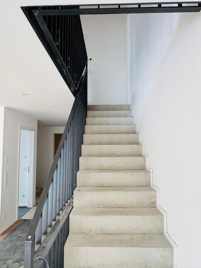 Pronájem domu 133 m², pozemek 250 m², Raubling, Bavorsko Pronájem domu 133 m², pozemek 250 m², Raubling, Bavorsko