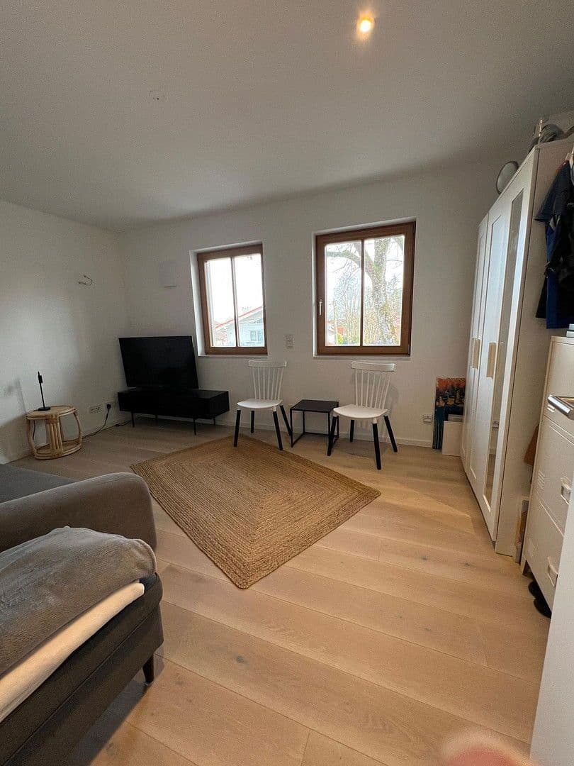 Pronájem bytu 3+1 106 m², Oberhaching, Bavorsko Pronájem bytu 3+1 106 m², Oberhaching, Bavorsko