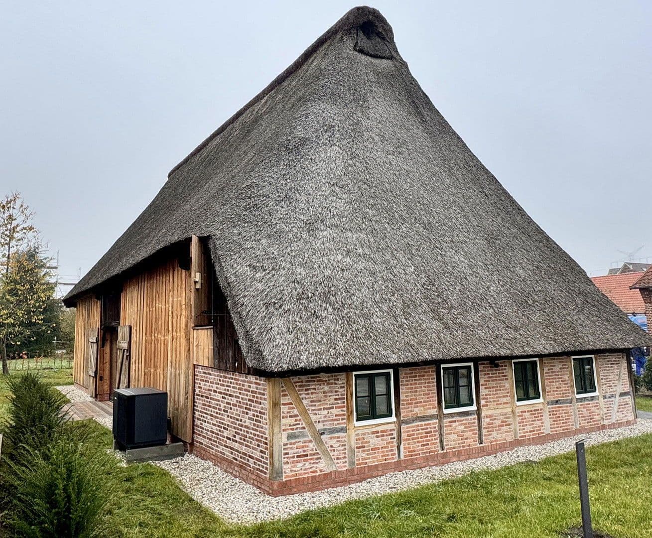 Pronájem domu 170 m², pozemek 410 m², Vorderstr. 111, Hollern-Twielenfleth, Dolní Sasko Pronájem domu 170 m², pozemek 410 m², Vorderstr. 111, Hollern-Twielenfleth, Dolní Sasko