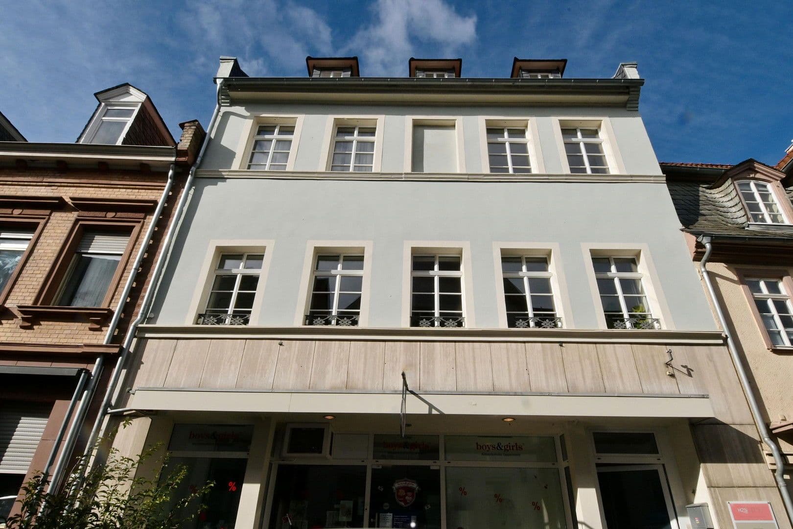 Prodej domu 220 m², pozemek 196 m², Oppenheim, Porýní-Falc Prodej domu 220 m², pozemek 196 m², Oppenheim, Porýní-Falc