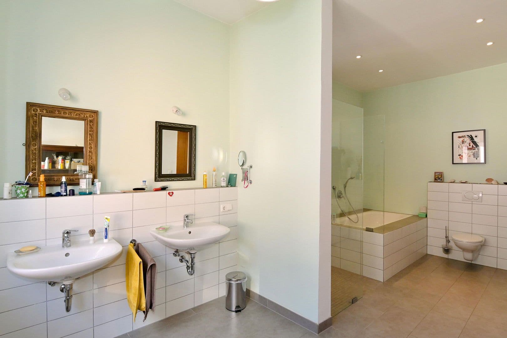 Prodej domu 220 m², pozemek 196 m², Oppenheim, Porýní-Falc Prodej domu 220 m², pozemek 196 m², Oppenheim, Porýní-Falc