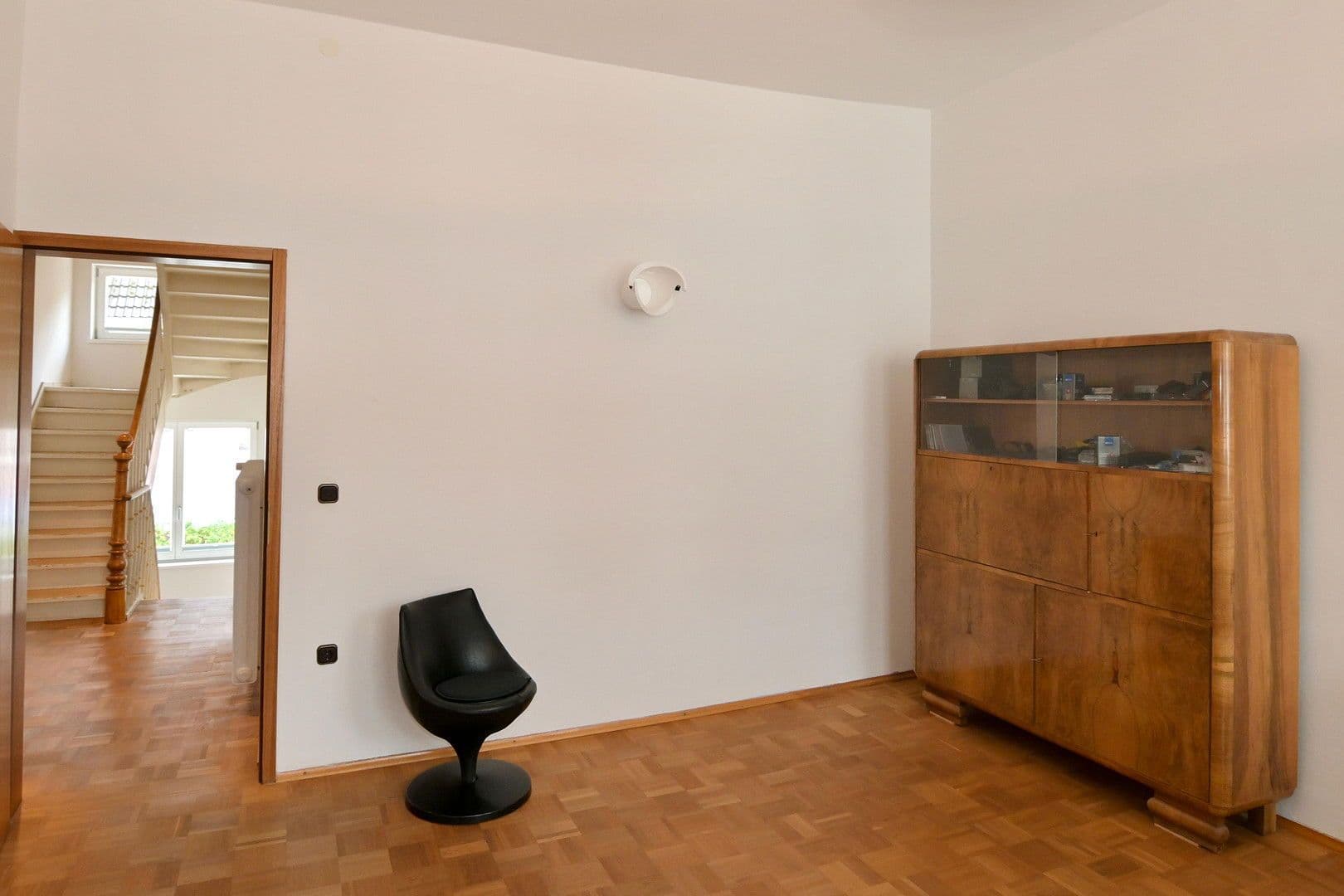 Prodej domu 220 m², pozemek 196 m², Oppenheim, Porýní-Falc Prodej domu 220 m², pozemek 196 m², Oppenheim, Porýní-Falc
