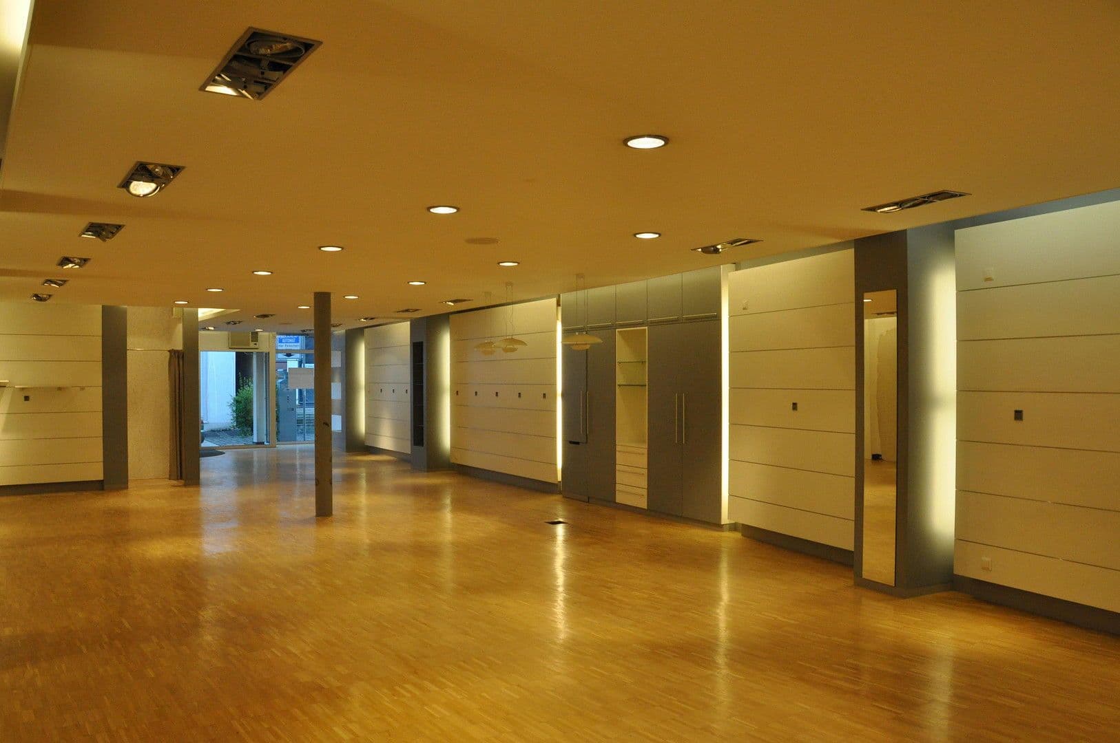 Prodej domu 220 m², pozemek 196 m², Oppenheim, Porýní-Falc Prodej domu 220 m², pozemek 196 m², Oppenheim, Porýní-Falc