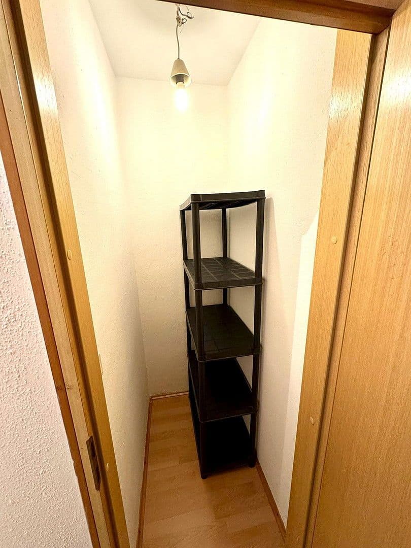 Pronájem bytu 1+1 31 m², Starenweg 10, München, Bavorsko Pronájem bytu 1+1 31 m², Starenweg 10, München, Bavorsko