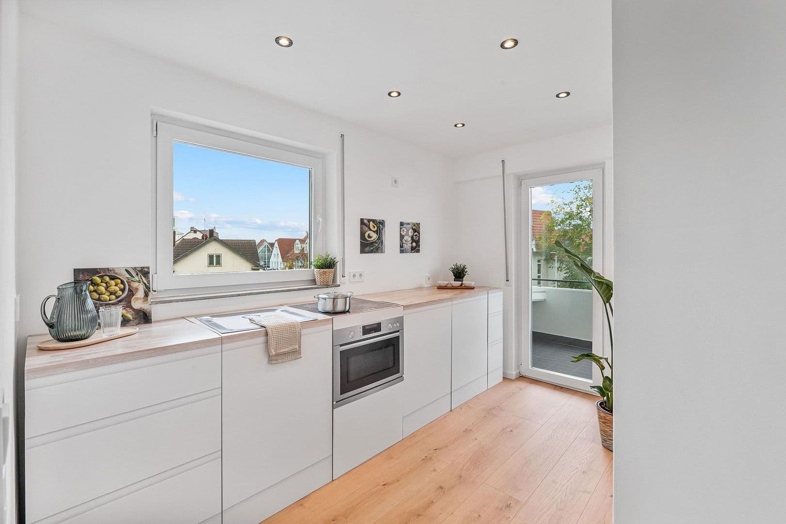 Prodej bytu 3+1 75 m², Agnes-Miegel-Straße 1/1, Leonberg, Bádensko-Württembersko Prodej bytu 3+1 75 m², Agnes-Miegel-Straße 1/1, Leonberg, Bádensko-Württembersko