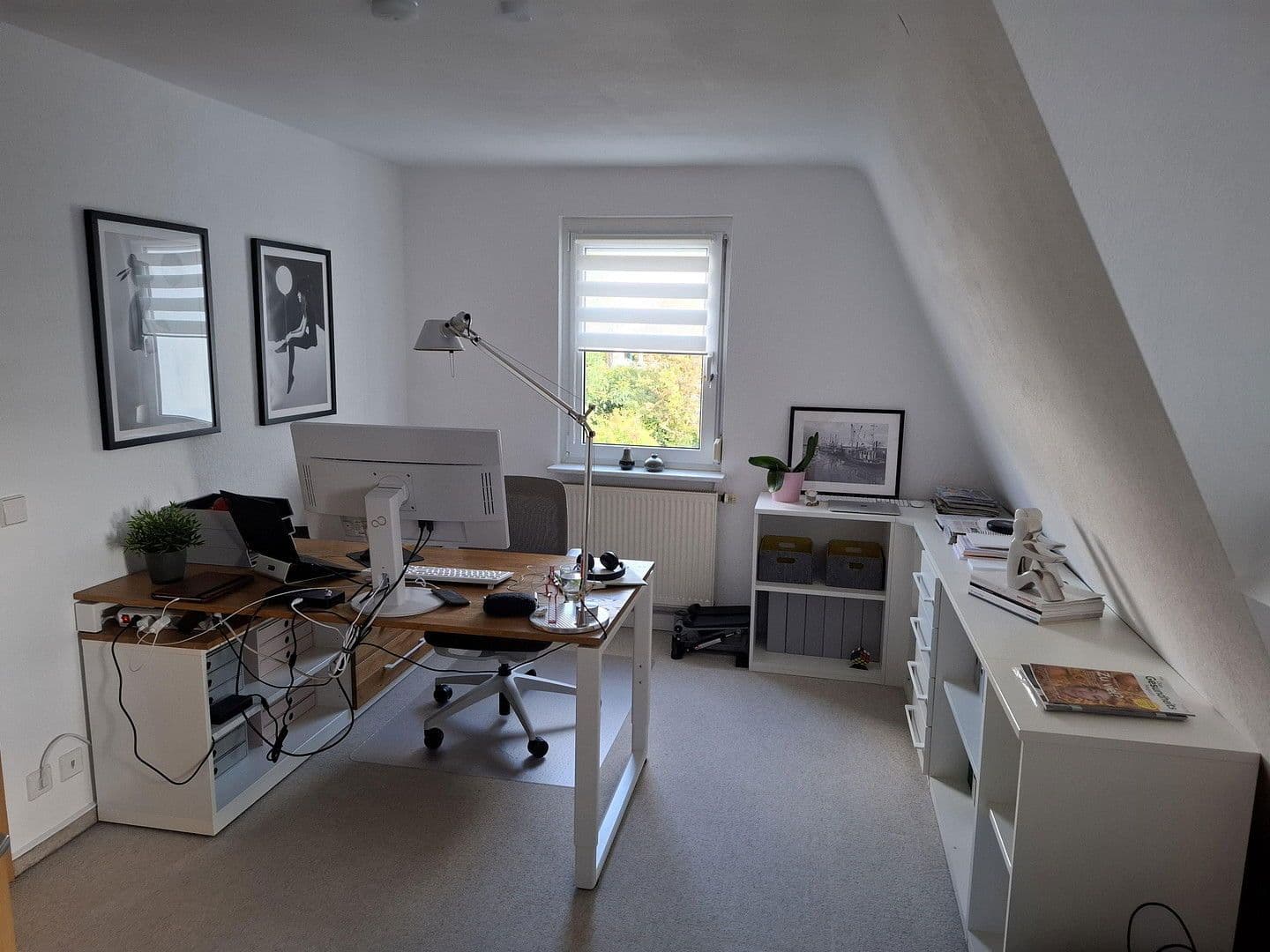 Pronájem bytu 3+1 62 m², Stuttgart, Bádensko-Württembersko Pronájem bytu 3+1 62 m², Stuttgart, Bádensko-Württembersko