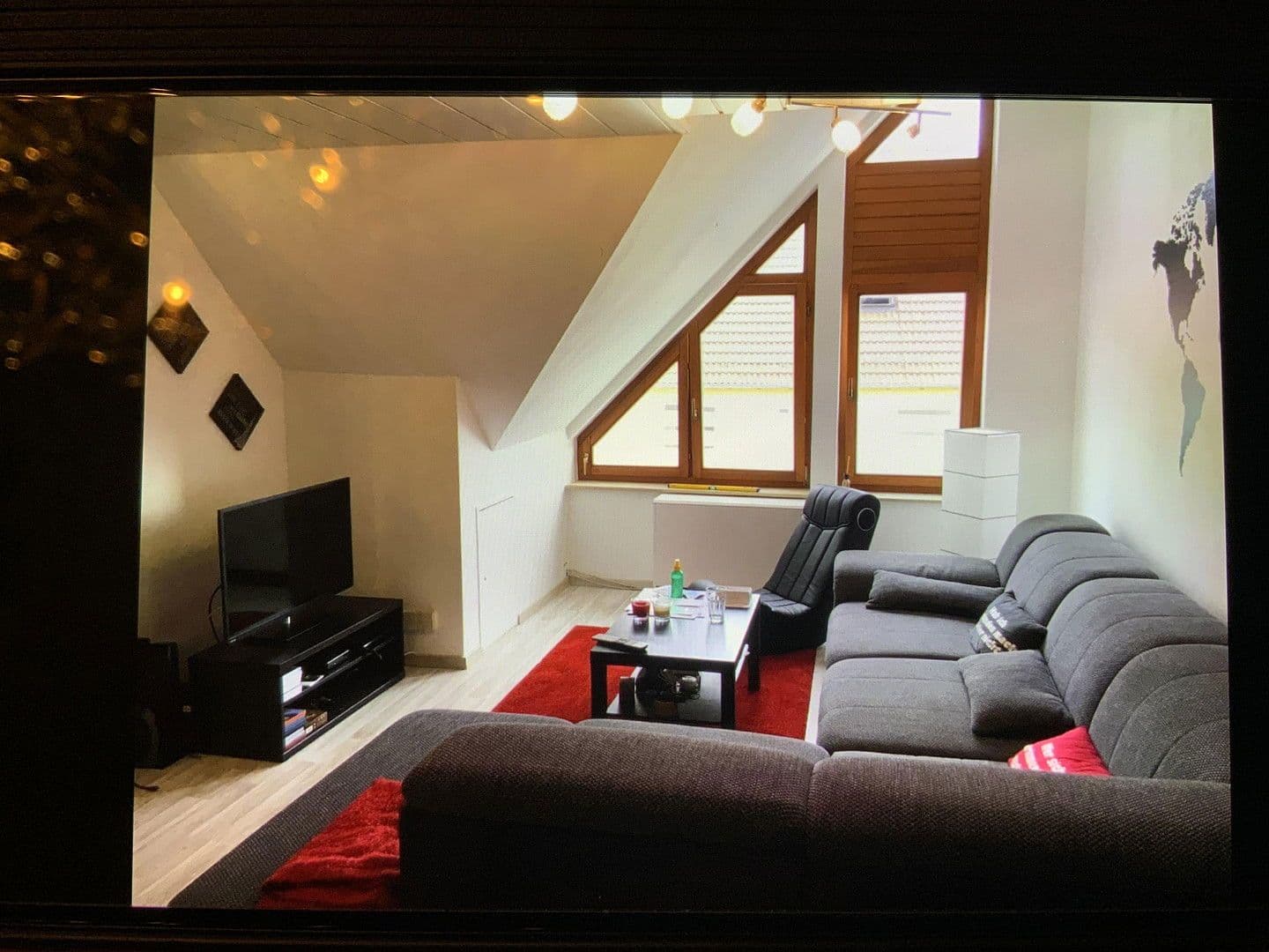 Pronájem bytu 2+1 50 m², Neckarwestheim, Bádensko-Württembersko Pronájem bytu 2+1 50 m², Neckarwestheim, Bádensko-Württembersko