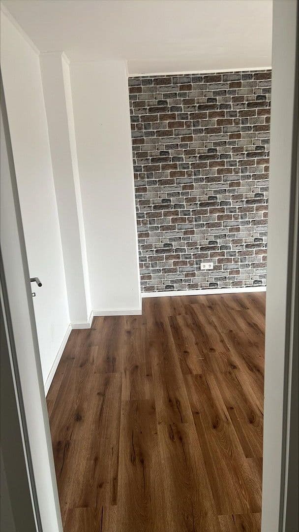 Pronájem bytu 3+1 88 m², Wuppertal, Severní Porýní-Vestfálsko Pronájem bytu 3+1 88 m², Wuppertal, Severní Porýní-Vestfálsko