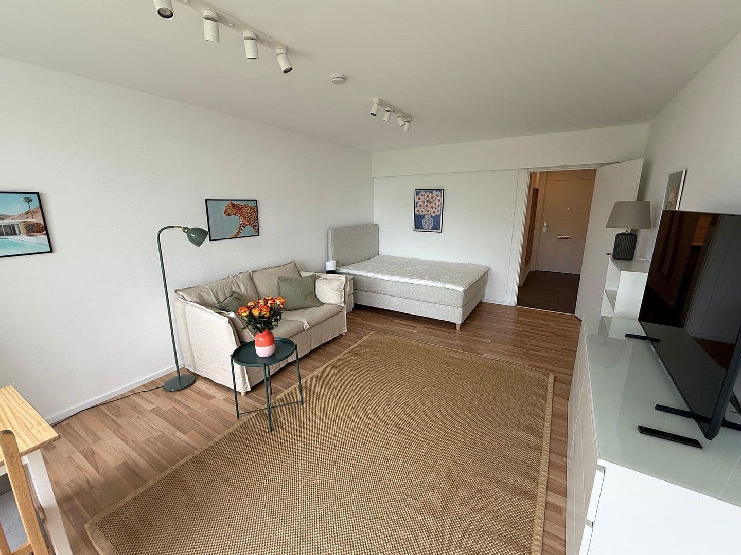 Pronájem bytu 1+1 37 m², Rümannstr. 59, München, Bavorsko Pronájem bytu 1+1 37 m², Rümannstr. 59, München, Bavorsko