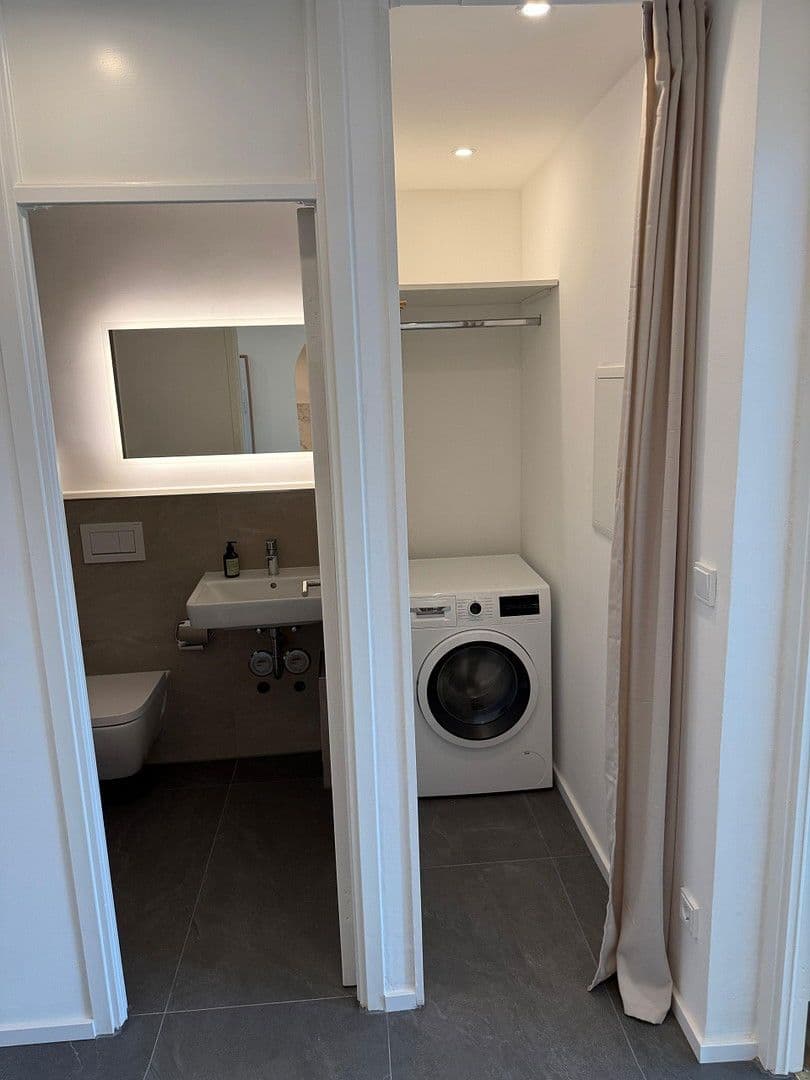 Pronájem bytu 1+1 37 m², Rümannstr. 59, München, Bavorsko Pronájem bytu 1+1 37 m², Rümannstr. 59, München, Bavorsko