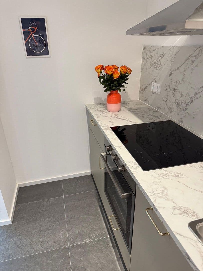 Pronájem bytu 1+1 37 m², Rümannstr. 59, München, Bavorsko Pronájem bytu 1+1 37 m², Rümannstr. 59, München, Bavorsko