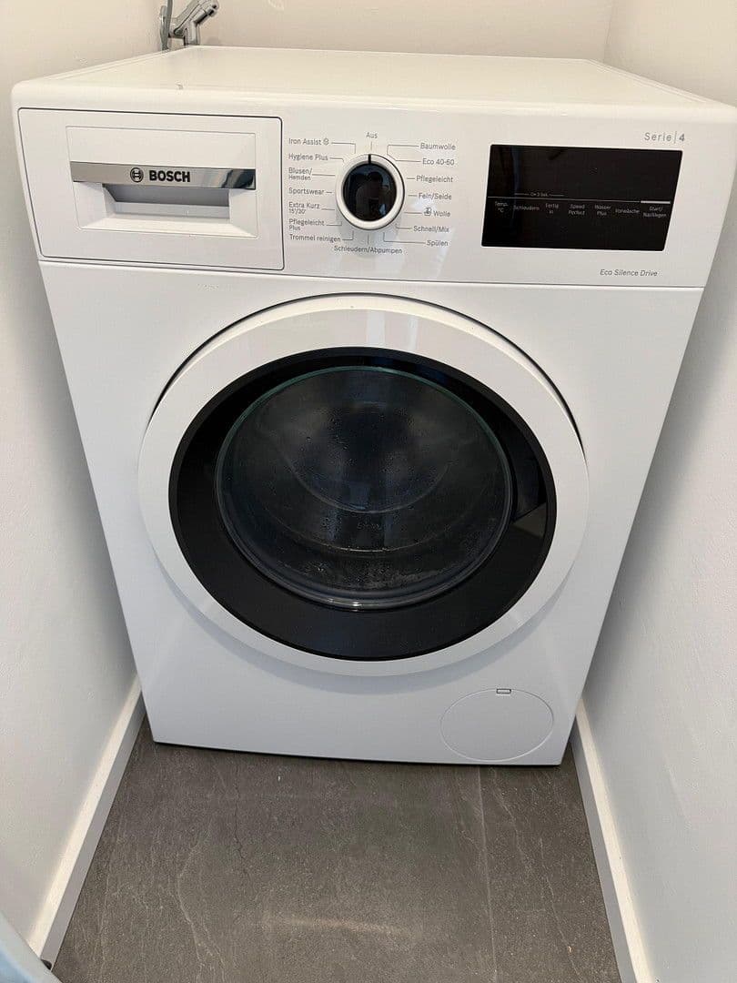 Pronájem bytu 1+1 37 m², Rümannstr. 59, München, Bavorsko Pronájem bytu 1+1 37 m², Rümannstr. 59, München, Bavorsko