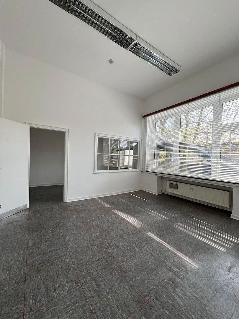 Pronájem kanceláře 270 m², Magdeburgerstrasse 37, Gelsenkirchen, Severní Porýní-Vestfálsko Pronájem kanceláře 270 m², Magdeburgerstrasse 37, Gelsenkirchen, Severní Porýní-Vestfálsko