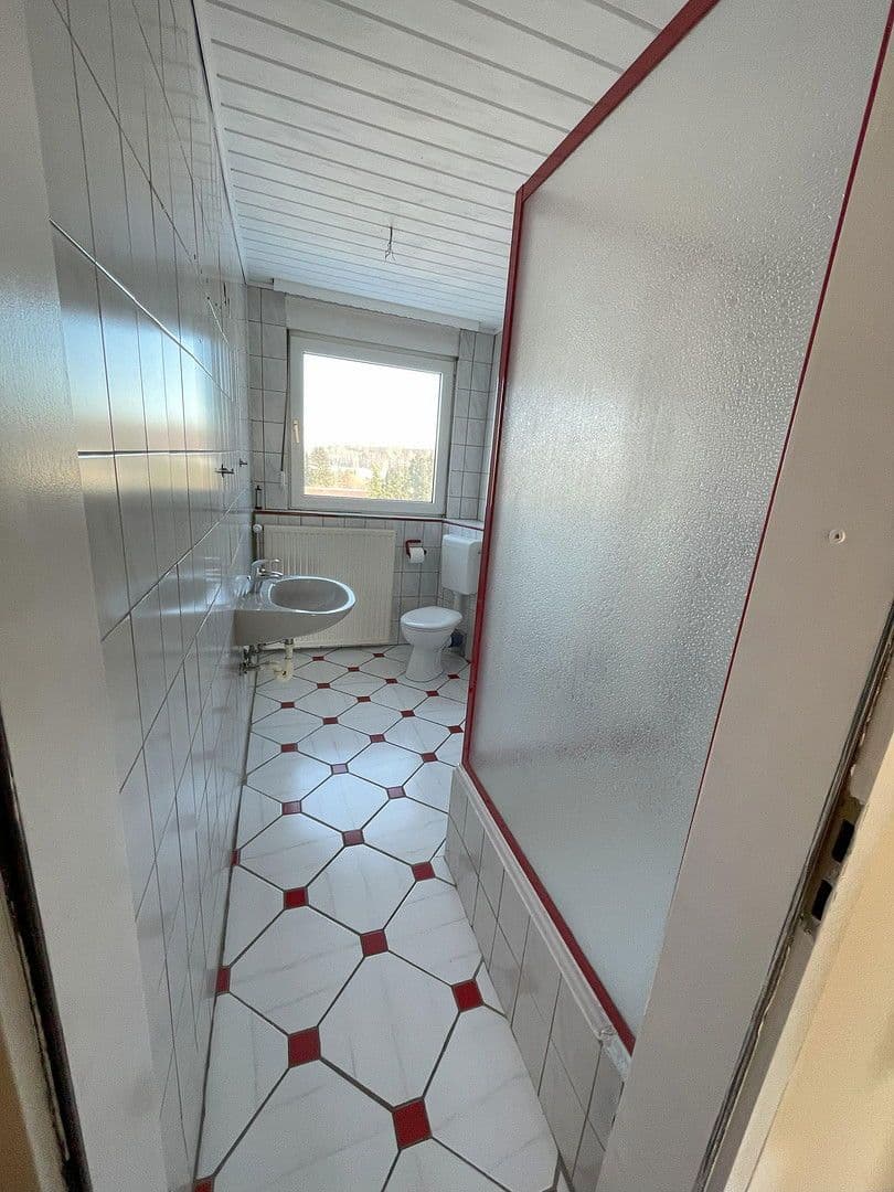 Pronájem bytu 5+1 136 m², Bahnhofstr. 34, Helmstedt, Dolní Sasko Pronájem bytu 5+1 136 m², Bahnhofstr. 34, Helmstedt, Dolní Sasko