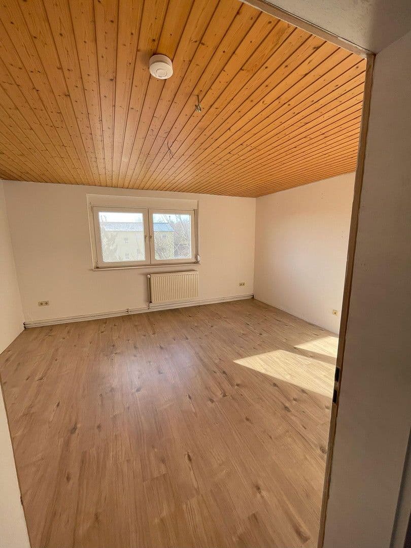 Pronájem bytu 5+1 136 m², Bahnhofstr. 34, Helmstedt, Dolní Sasko Pronájem bytu 5+1 136 m², Bahnhofstr. 34, Helmstedt, Dolní Sasko