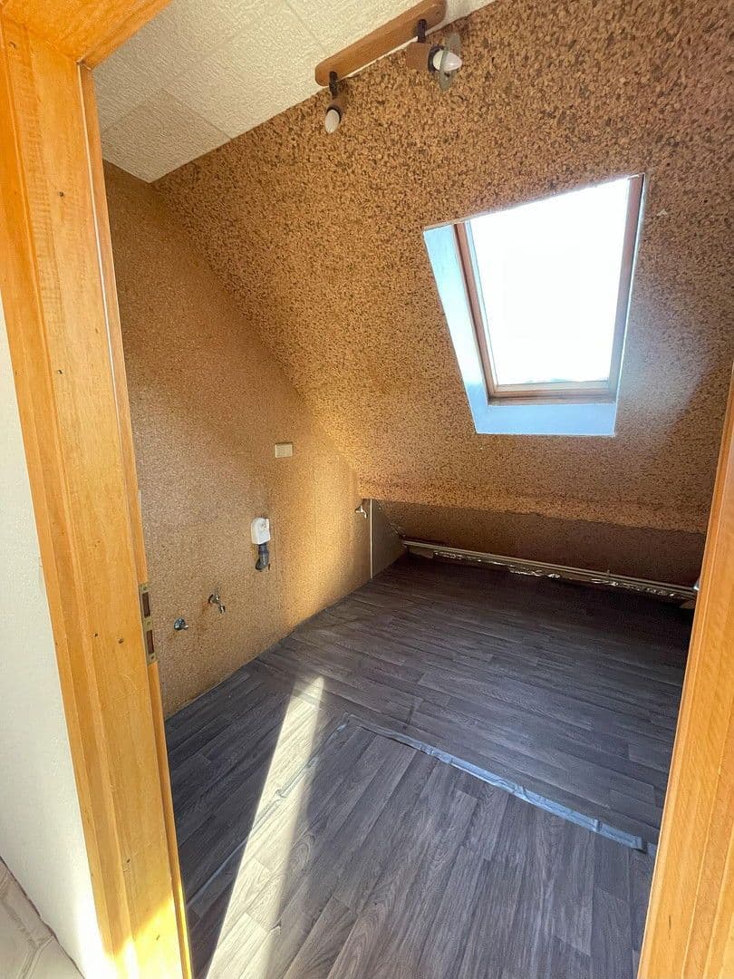 Pronájem bytu 5+1 136 m², Bahnhofstr. 34, Helmstedt, Dolní Sasko Pronájem bytu 5+1 136 m², Bahnhofstr. 34, Helmstedt, Dolní Sasko