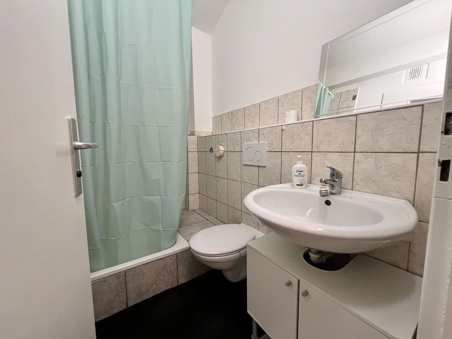 Pronájem bytu 3+1 74 m², Calwerstr., Pforzheim, Bádensko-Württembersko Pronájem bytu 3+1 74 m², Calwerstr., Pforzheim, Bádensko-Württembersko