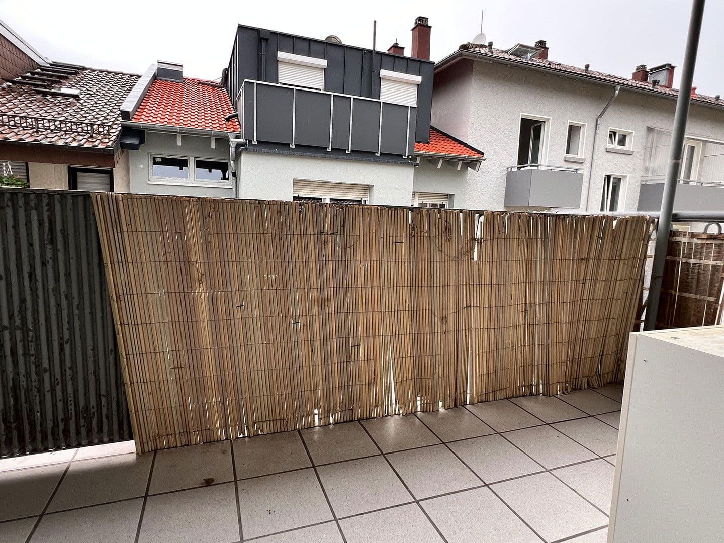 Pronájem bytu 3+1 74 m², Calwerstr., Pforzheim, Bádensko-Württembersko Pronájem bytu 3+1 74 m², Calwerstr., Pforzheim, Bádensko-Württembersko