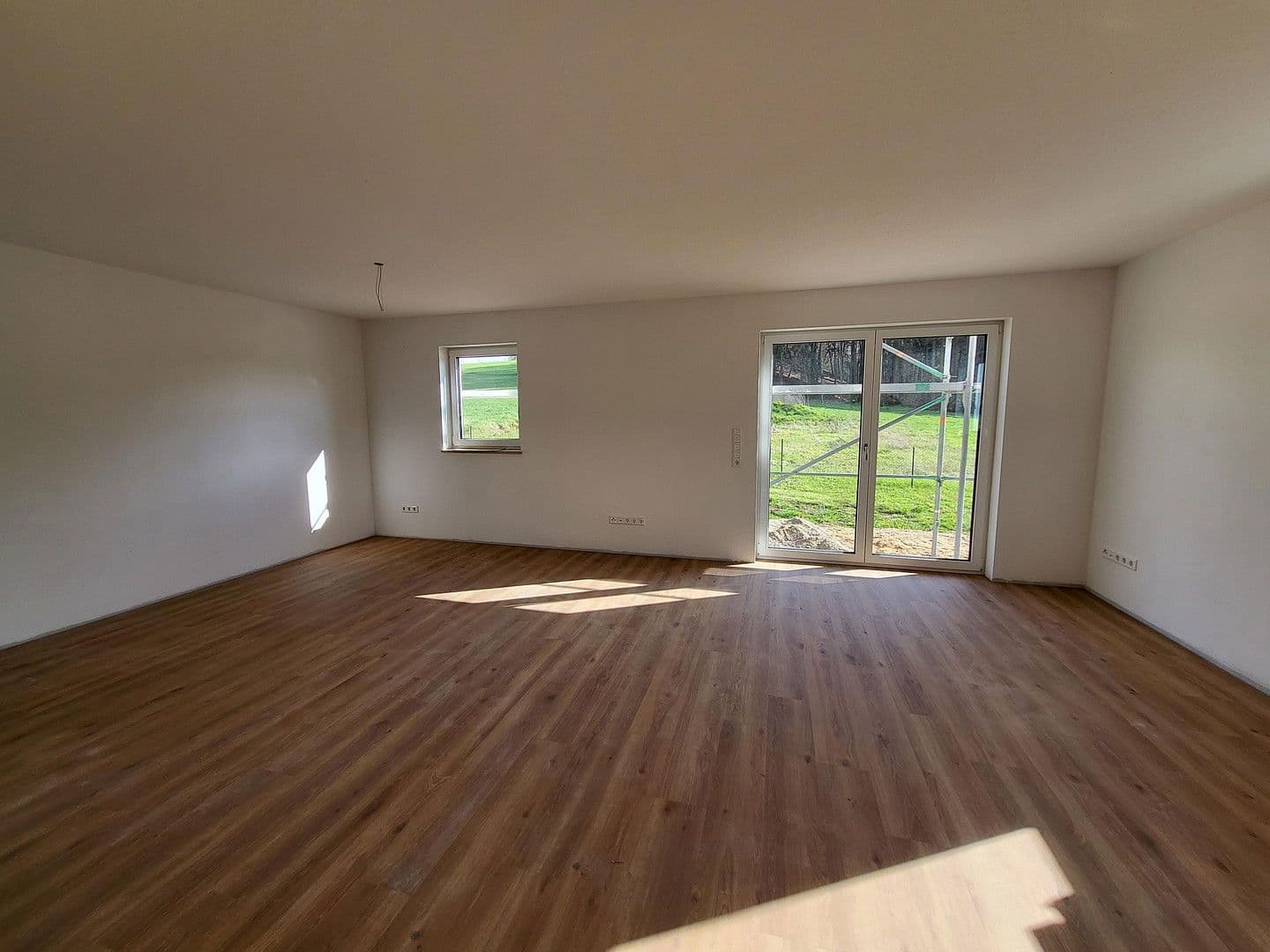 Pronájem domu 145 m², pozemek 500 m², Pfaffenhofen, Bavorsko Pronájem domu 145 m², pozemek 500 m², Pfaffenhofen, Bavorsko