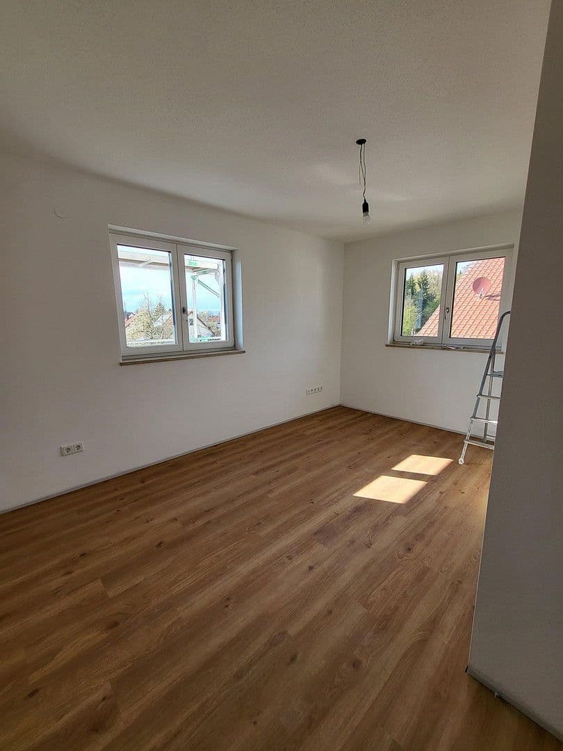 Pronájem domu 145 m², pozemek 500 m², Pfaffenhofen, Bavorsko Pronájem domu 145 m², pozemek 500 m², Pfaffenhofen, Bavorsko