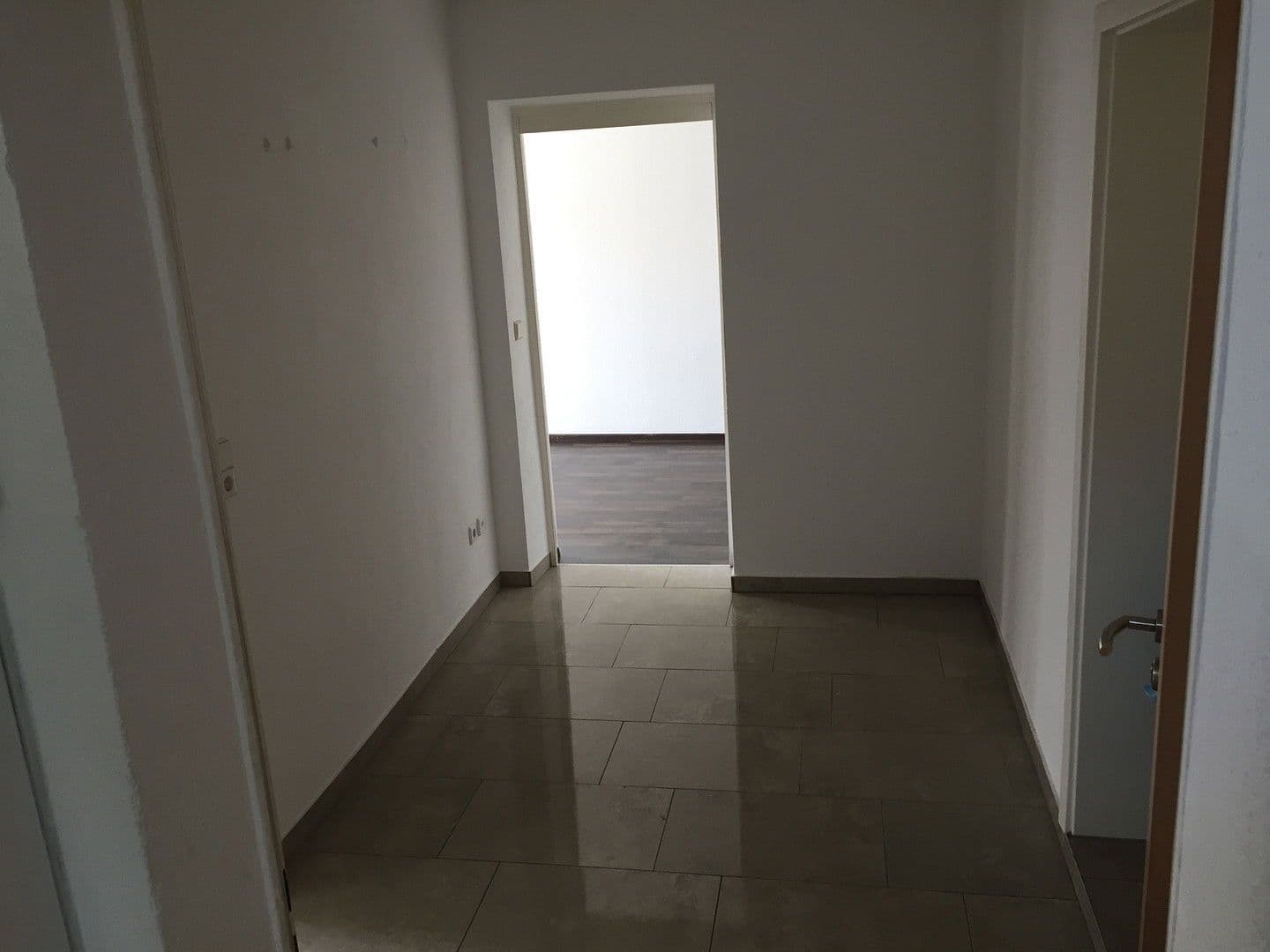 Pronájem bytu 4+1 101 m², Stuttgart, Bádensko-Württembersko Pronájem bytu 4+1 101 m², Stuttgart, Bádensko-Württembersko