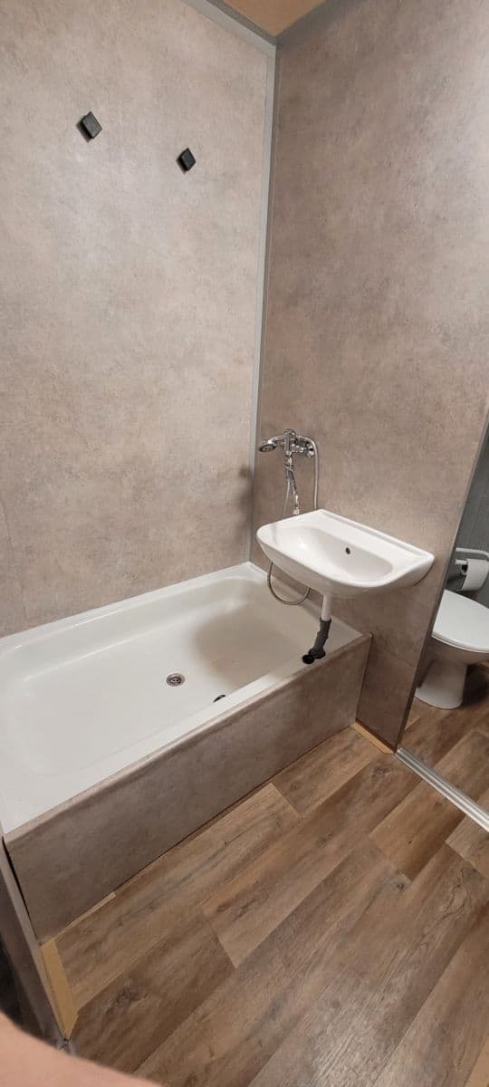 Pronájem bytu 1+1 35 m², Komenského, Plzeň, Plzeňský kraj Pronájem bytu 1+1 35 m², Komenského, Plzeň, Plzeňský kraj