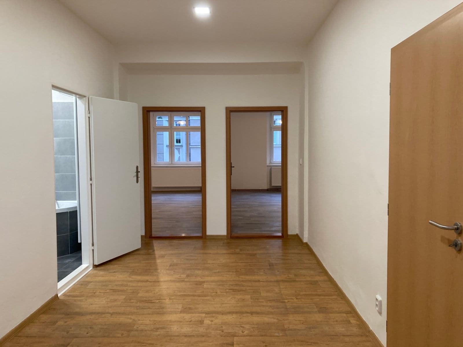 Prodej bytu 2+1 85 m², Husova, Čáslav, Středočeský kraj Prodej bytu 2+1 85 m², Husova, Čáslav, Středočeský kraj