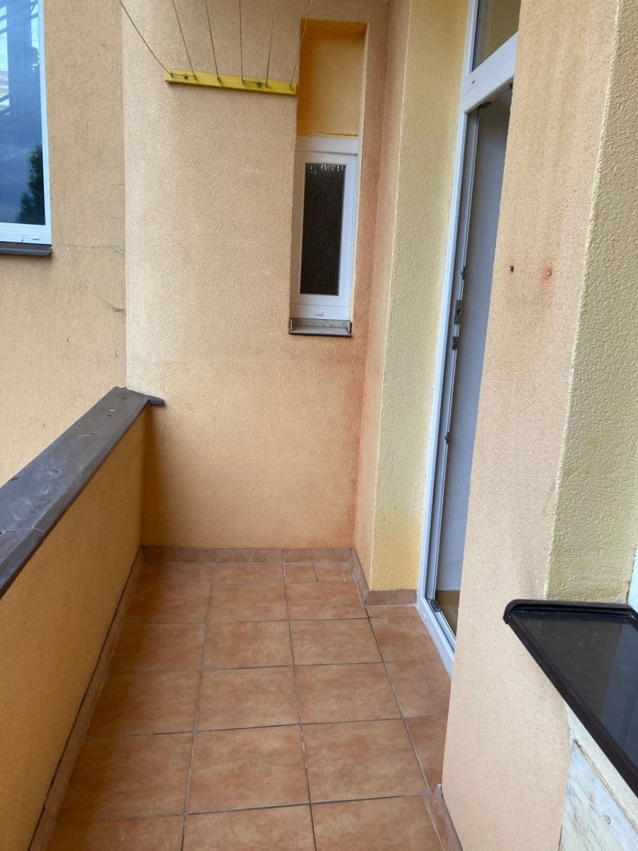 Prodej bytu 2+1 85 m², Husova, Čáslav, Středočeský kraj Prodej bytu 2+1 85 m², Husova, Čáslav, Středočeský kraj