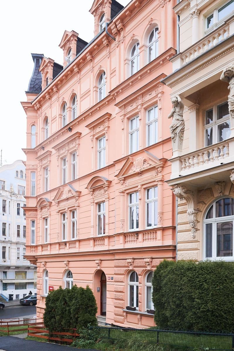 Pronájem bytu 35 m², Svahová, Karlovy Vary, Karlovarský kraj Pronájem bytu 35 m², Svahová, Karlovy Vary, Karlovarský kraj