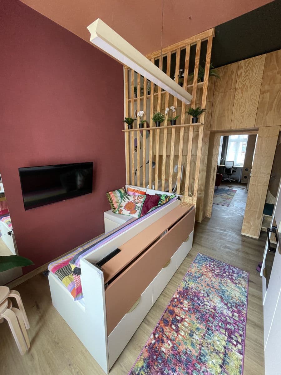 Pronájem bytu 35 m², Svahová, Karlovy Vary, Karlovarský kraj Pronájem bytu 35 m², Svahová, Karlovy Vary, Karlovarský kraj