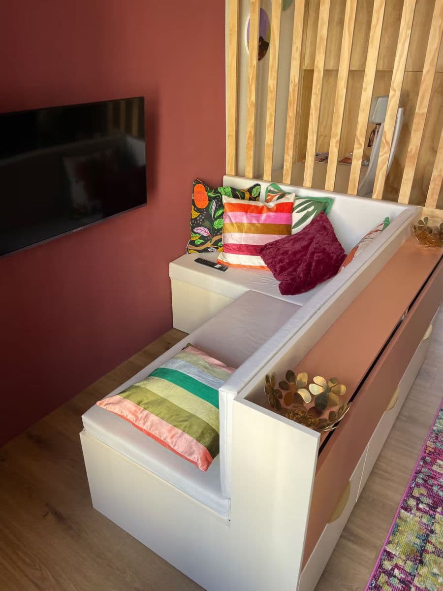 Pronájem bytu 35 m², Svahová, Karlovy Vary, Karlovarský kraj Pronájem bytu 35 m², Svahová, Karlovy Vary, Karlovarský kraj